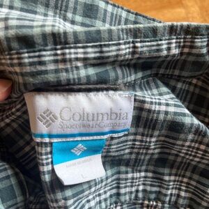 Columbia Men’s Green Plaid Hiking Shirt